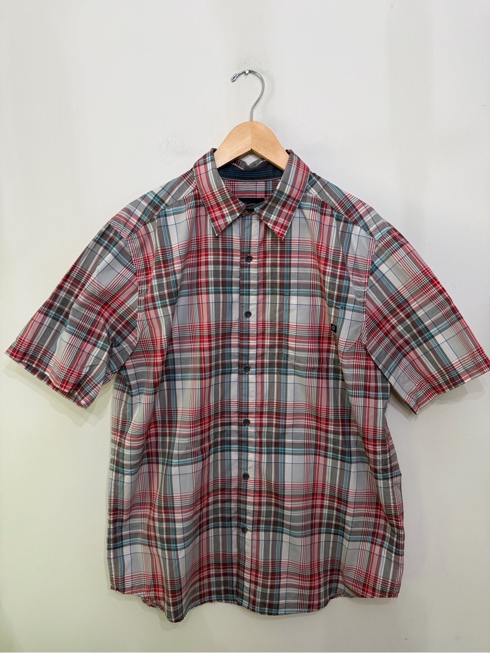 Marmot Red Blue Plaid Madras Short Sleeve Button Up Shirt Granola Men’s L